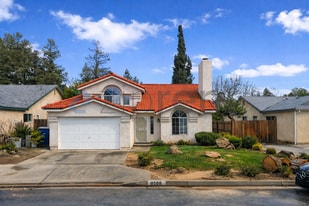 9588 N Boyd Ave in Fresno, CA - Building Photo