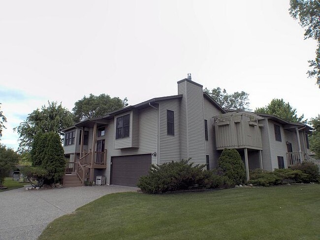property at 2509 Thomas Ct