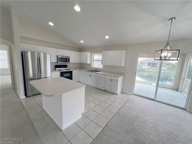 property at 10 NE 20th St