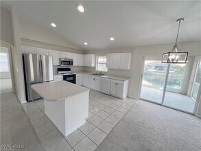 10 NE 20th St in Cape Coral, FL - Building Photo - Building Photo