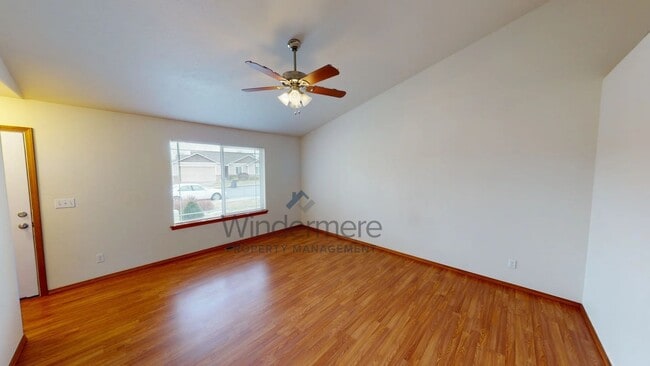 167 NW Maria St in College Place, WA - Building Photo - Building Photo