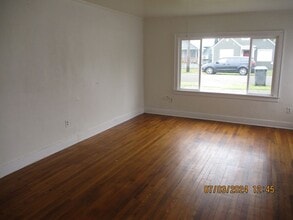 256 Chenault Ave in Hoquiam, WA - Building Photo - Building Photo