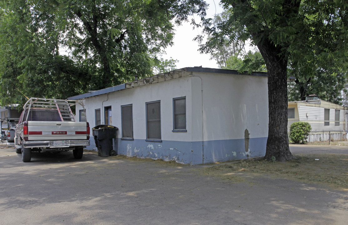 Rancho Mobile Home Park in San Bernardino, CA - Foto de edificio