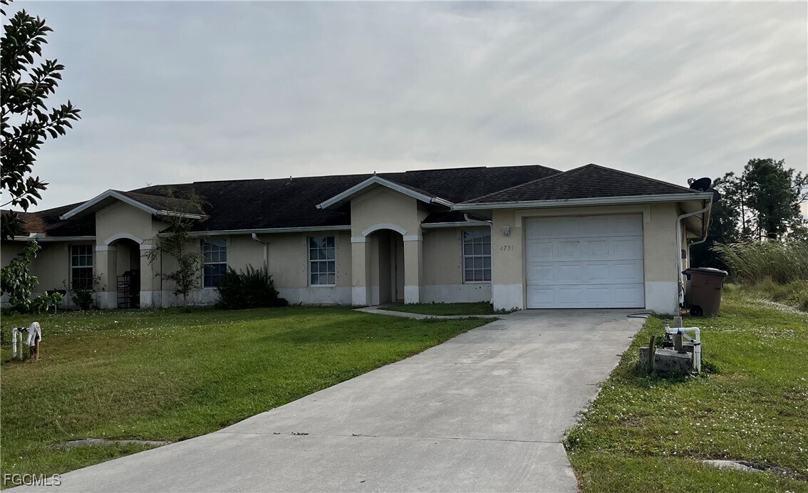 4731 24th St SW in Lehigh Acres, FL - Building Photo