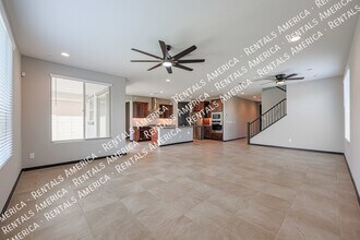 5610 N 90th Dr in Glendale, AZ - Building Photo - Building Photo