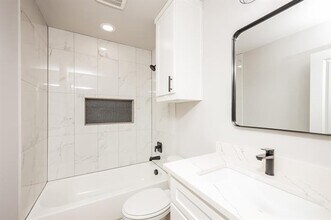 2025 Stuart St in Greenville, TX - Building Photo - Building Photo