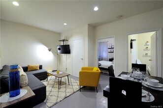 478 9th Ave, Unit 2 in New York, NY - Building Photo - Building Photo