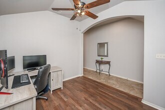 10911 Overland Trail Dr, Unit 423 in Richmond, TX - Building Photo - Building Photo