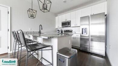 6480 Alexander Clay in New Albany, OH - Foto de edificio - Building Photo