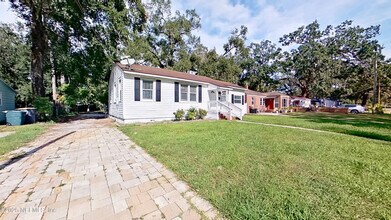 3325 Claremont Rd in Jacksonville, FL - Building Photo - Building Photo
