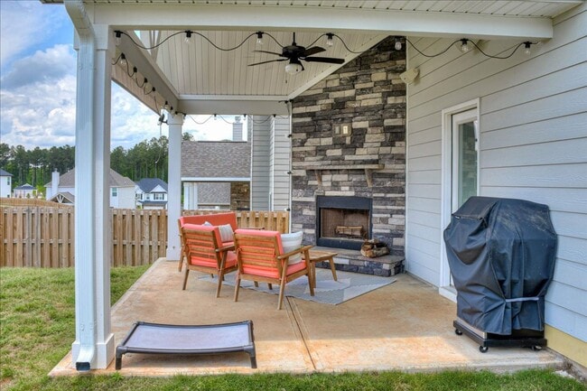 property at 211 Palisade Rdg