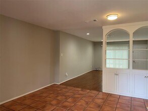 12974 Trail Hollow Dr in Houston, TX - Building Photo - Building Photo