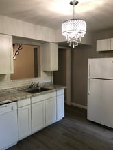 88 Angie Dr in Mcdonough, GA - Foto de edificio - Building Photo