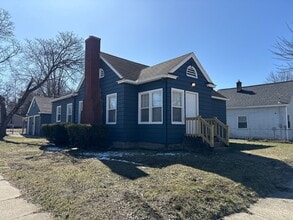 1244 Kenneth St in Muskegon, MI - Building Photo - Building Photo