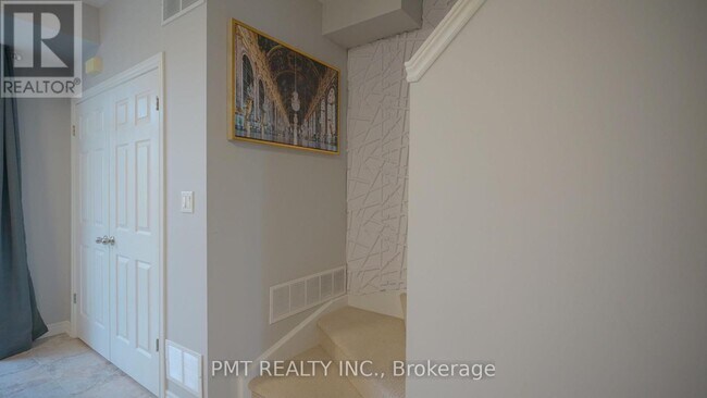 4175 Palermo Common in Burlington, ON - Building Photo - Building Photo