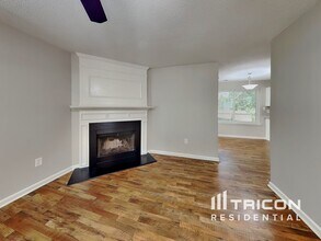 4213 Ivy Hill Rd in Raleigh, NC - Building Photo - Building Photo