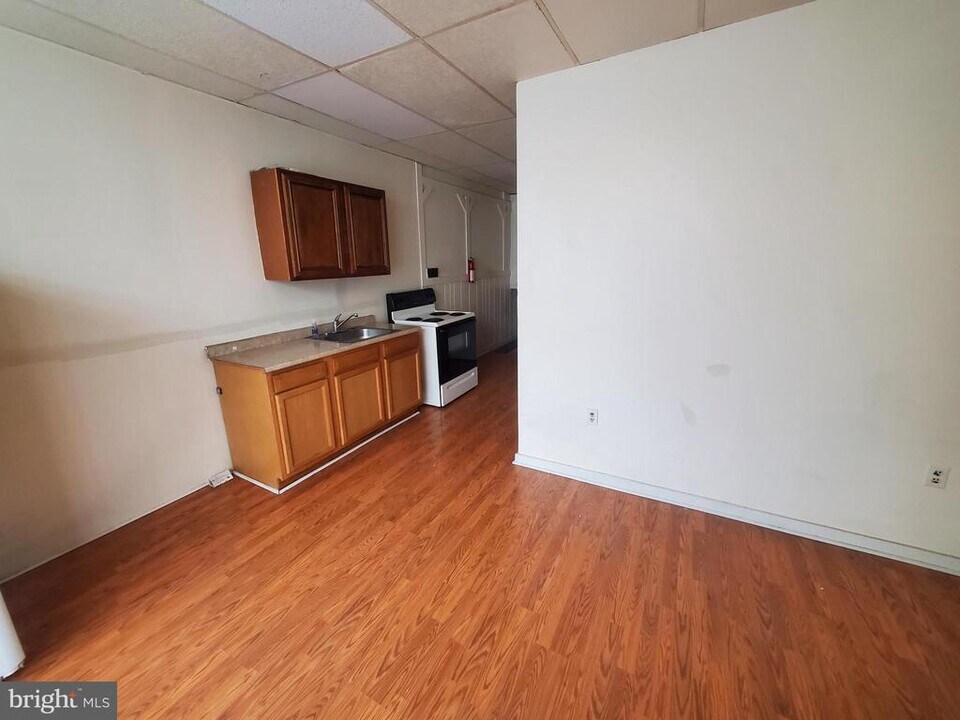 960 N 11th St in Reading, PA - Building Photo