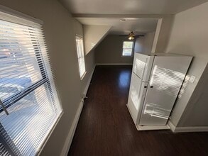 560 Muncey Rd, Unit 2 in West Islip, NY - Building Photo - Building Photo