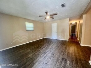 1602 Forbes St in Green Cove Springs, FL - Building Photo - Building Photo