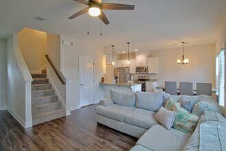681 Abode Ave in Hinesville, GA - Building Photo - Building Photo