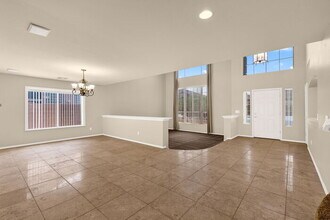 1412 E Powell Way in Chandler, AZ - Building Photo - Building Photo