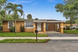 2800 NW 6th Ct in Fort Lauderdale, FL - Building Photo - Building Photo