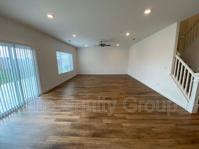 225 W Tyler Ave in Visalia, CA - Building Photo - Building Photo