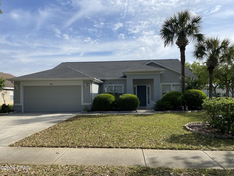 200 Biltmore Pl in Panama City Beach, FL - Building Photo