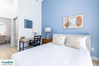 1155 NE 126th St, Unit 118 in North Miami, FL - Foto de edificio - Building Photo