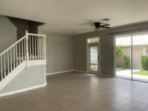 8029 Murano Cir in Palm Beach Gardens, FL - Building Photo - Building Photo