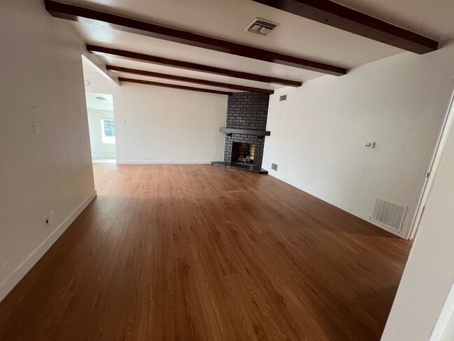 5859 Bucknell Ave in Los Angeles, CA - Building Photo - Building Photo