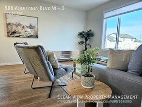 588 Aquitania Blvd W in Lethbridge, AB - Building Photo - Building Photo