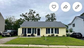 87 Village Dr in Barnegat, NJ - Building Photo