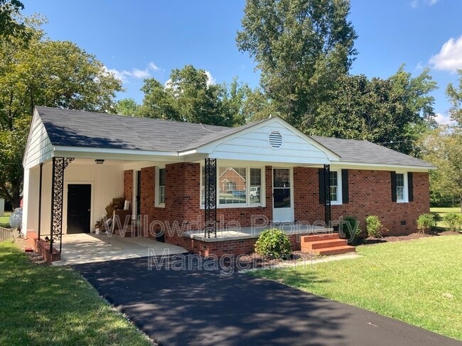 110 Church Cir Ln in Bunnlevel, NC - Building Photo - Building Photo