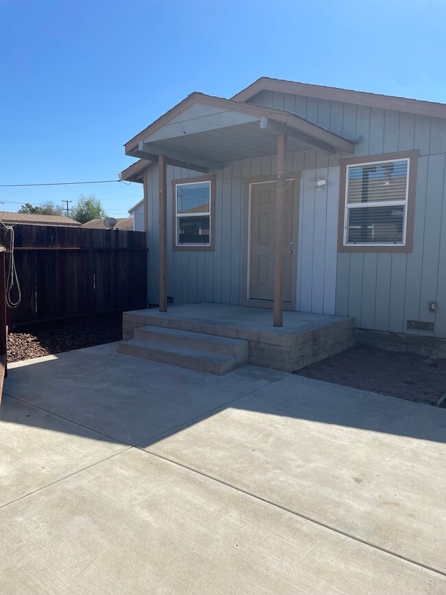 1818 Rheem Ave, Unit 1 Bedroom Apartment