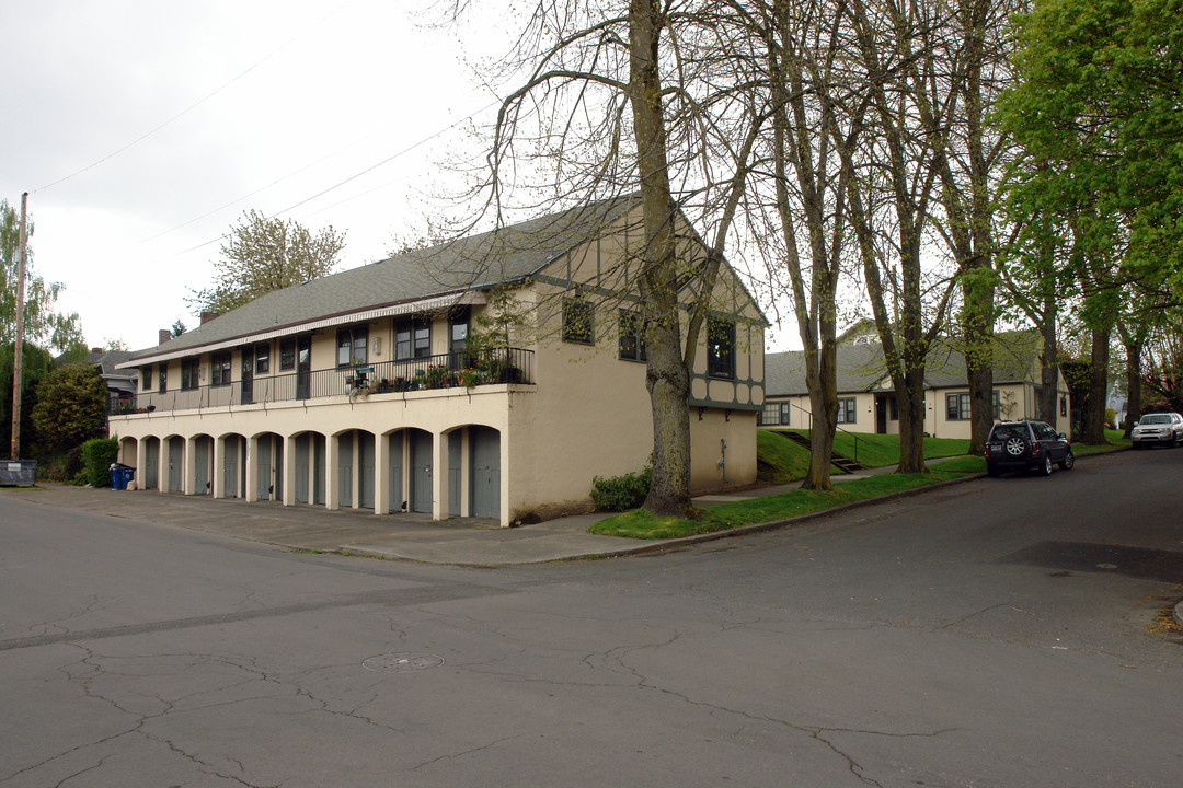 2515 NE 9th Ave in Portland, OR - Building Photo