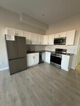 2416 N Charles St in Baltimore, MD - Building Photo - Building Photo