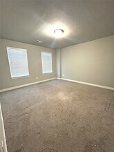 119 Buttonwood Ct in Willis, TX - Building Photo - Building Photo