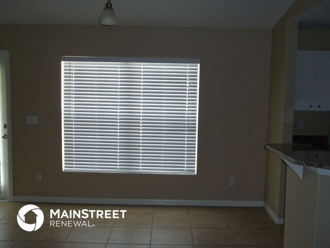 173 Aurora Ave S in Lehigh Acres, FL - Building Photo - Building Photo