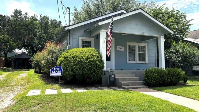 property at 1707 S 5th St
