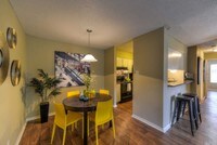 Building Photo - Distinction Apartments in San Antonio, Texas