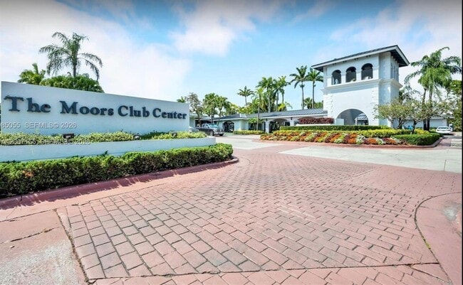 17317 NW 63rd Ave in Hialeah, FL - Building Photo - Building Photo