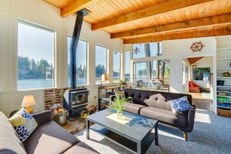 50 E Treasure Island Dr, Unit ID1386201P in Grapeview, WA - Building Photo - Building Photo