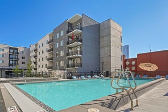 Milagro in Salt Lake City, UT - Foto de edificio - Building Photo