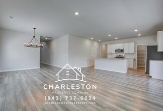 142 Paddle Boat Wy in Summerville, SC - Building Photo - Building Photo