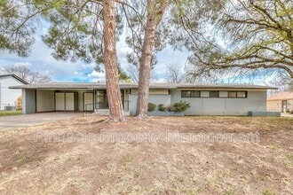 2618 A in San Angelo, TX - Building Photo - Building Photo