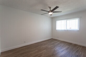 Coldwater Canyon Apartments in Sherman Oaks, CA - Building Photo - Interior Photo