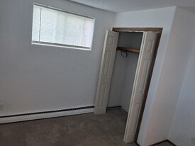 3392 Whitehall Rd in Muskegon, MI - Building Photo