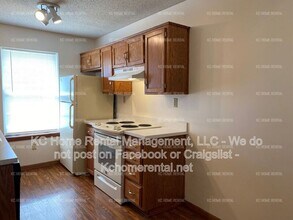 8002 NW 79th Pl in Kansas City, MO - Building Photo - Building Photo