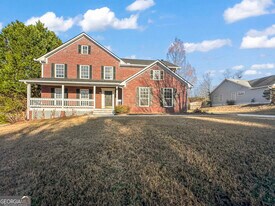 3340 Summit Pl Dr in Loganville, GA - Building Photo